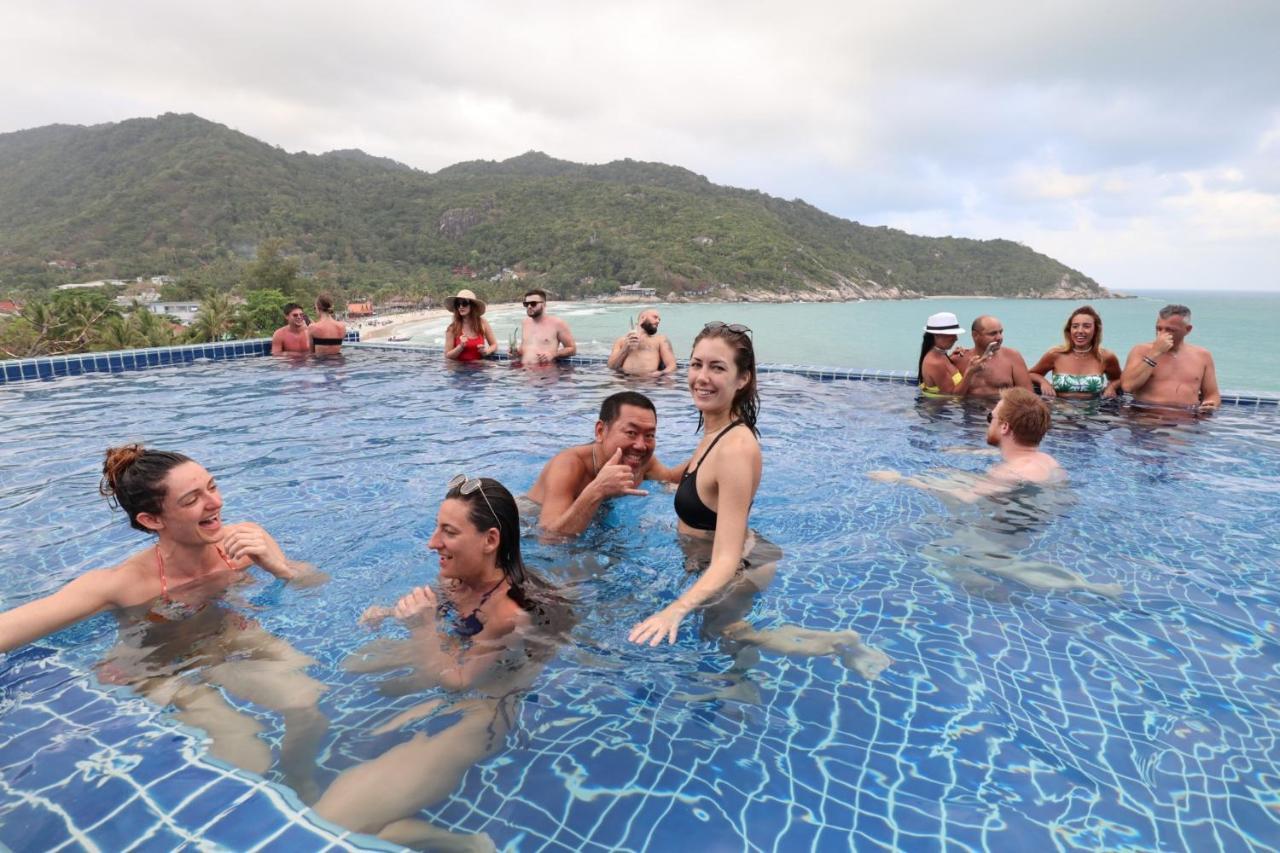 Skymoon Resort (Adults Only) Haad Rin Bagian luar foto